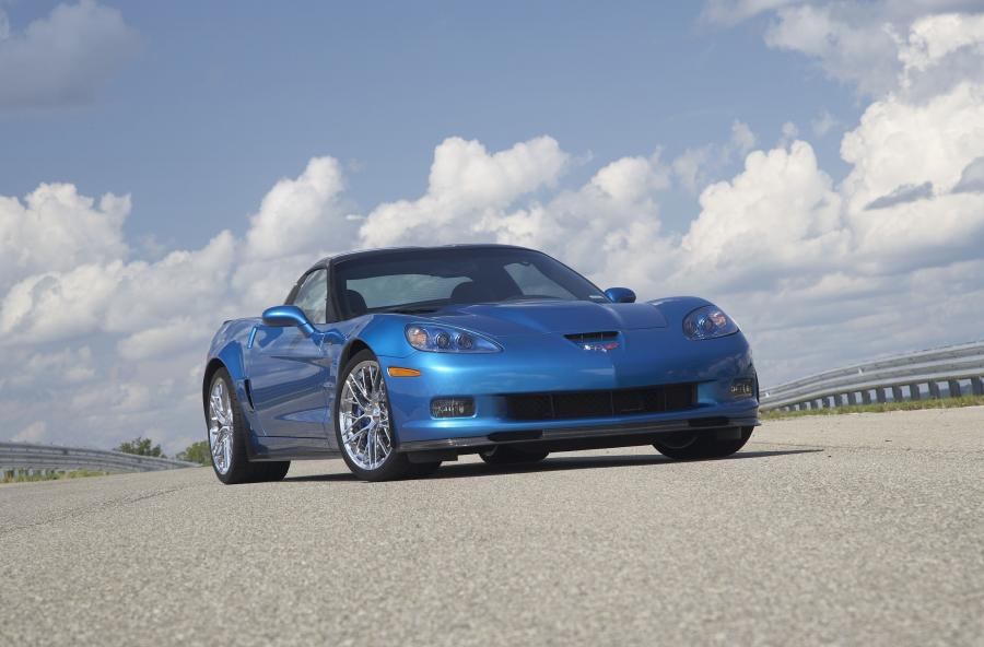 Chevrolet Corvette ZR1 2009 года  (фото 16 из 290)